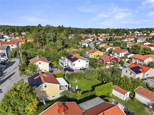 Maratonvägen 111