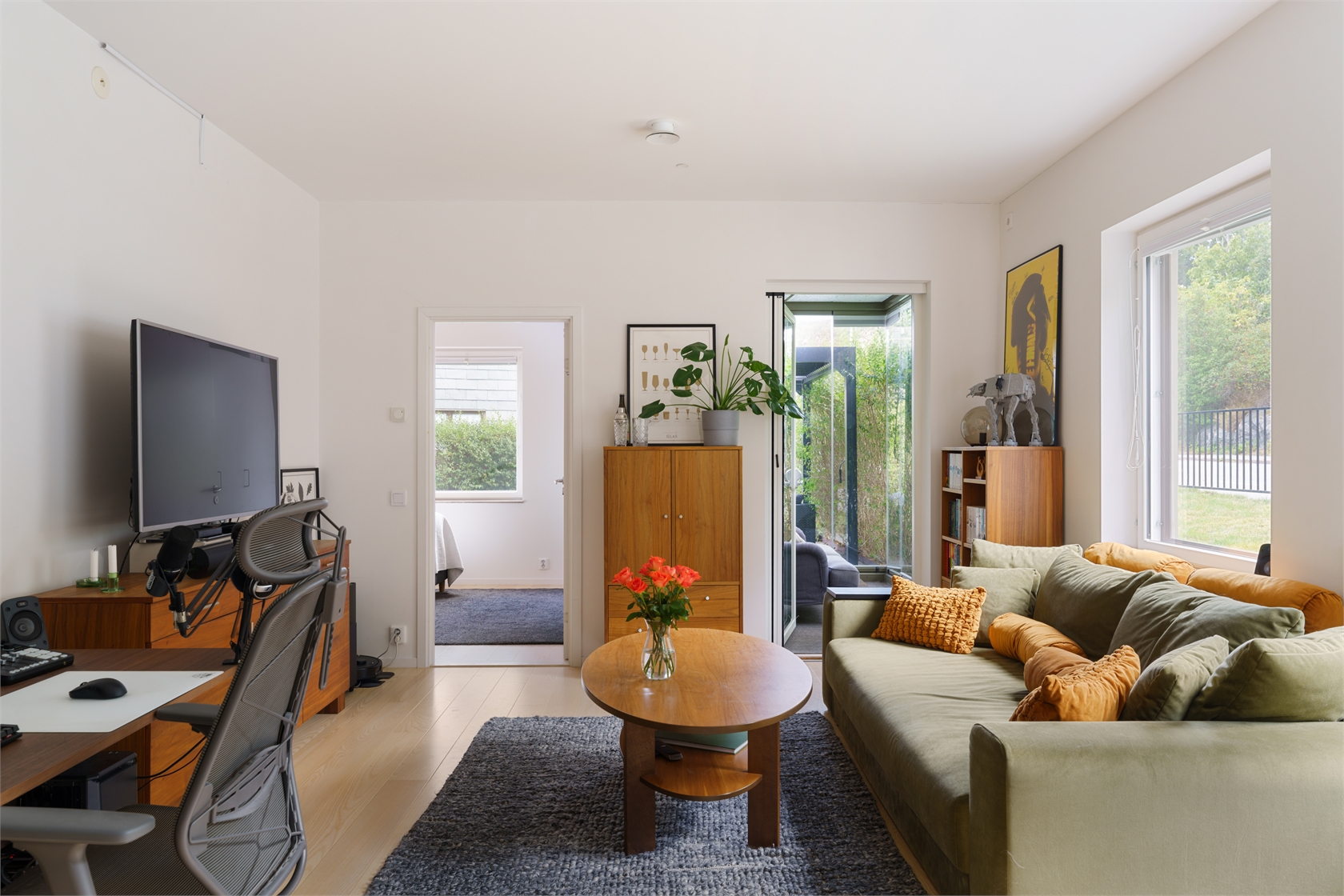 9