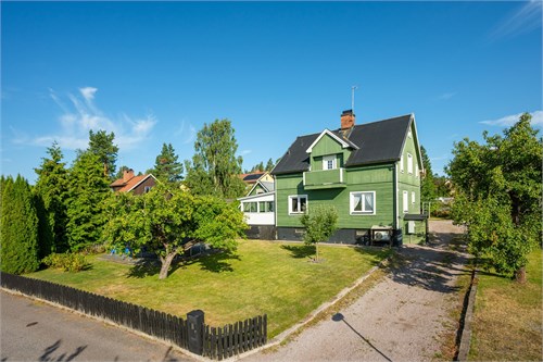 Kyrkvärdsgatan 8