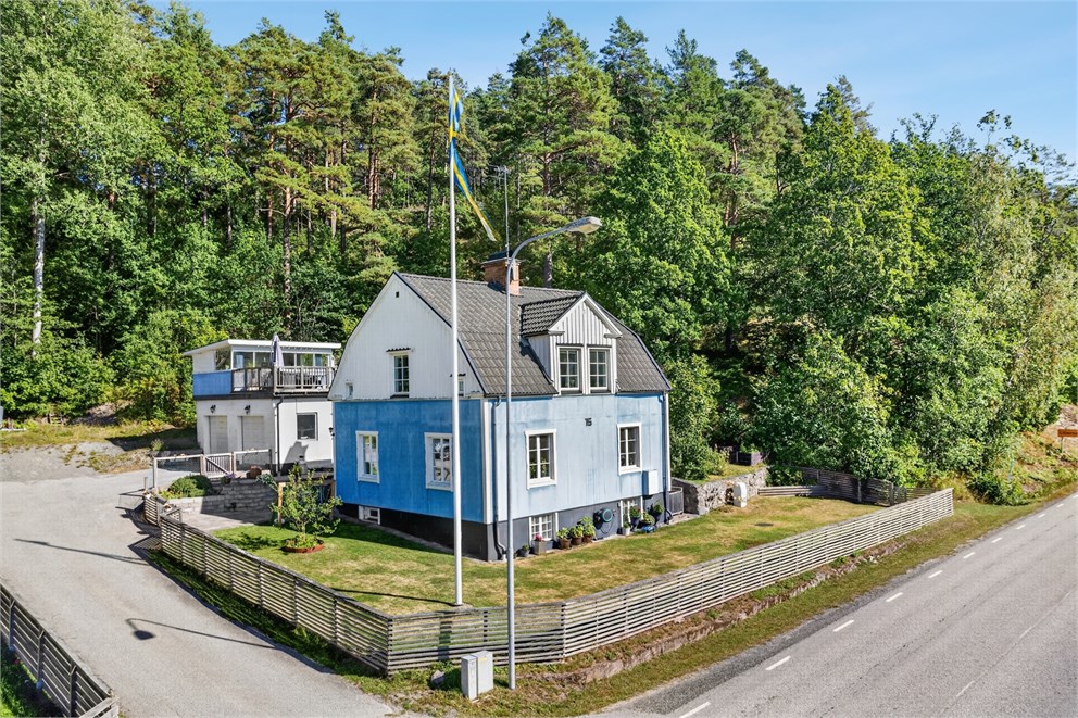 Gamla riksvägen 15
