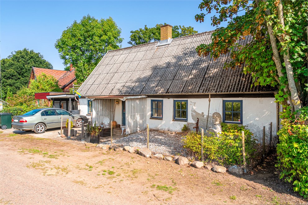 Västra Katslösavägen 12
