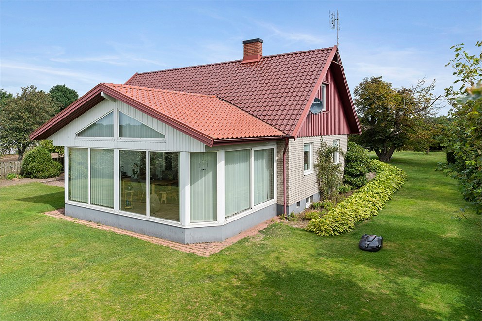 Hovlandavägen 8
