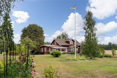 Kumla Västerby Karlslund 140