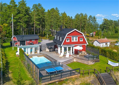 Sörtuttsvägen 103