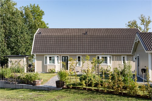 FÅRTICKEVÄGEN 1