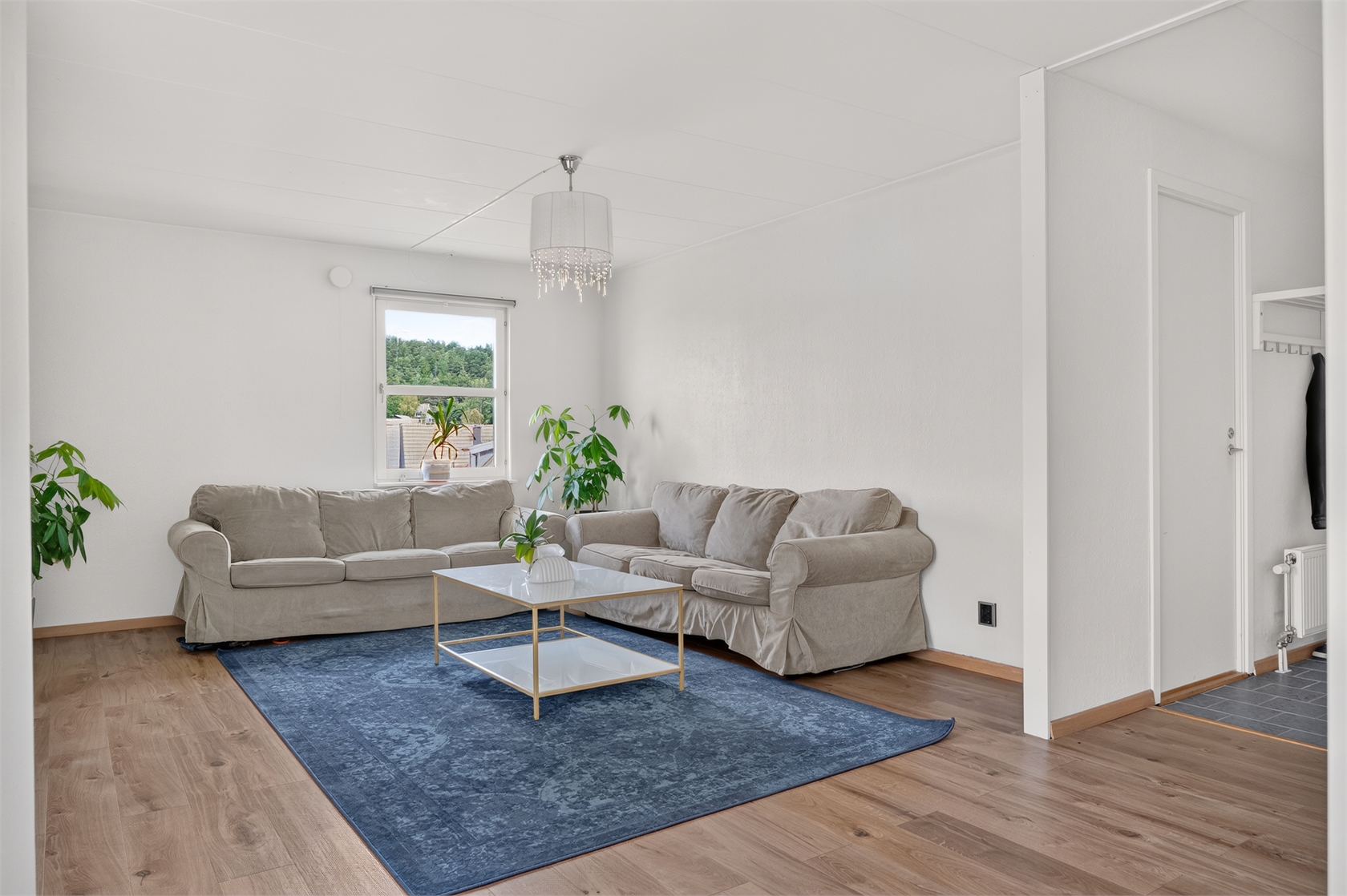 Ullas Lyckas väg 73 – bild 2