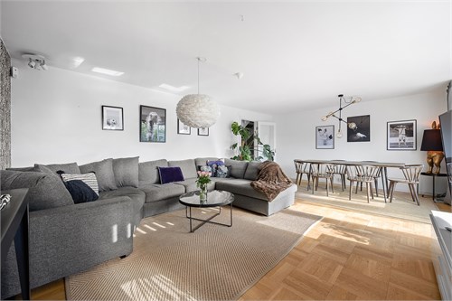 Kattfotsbacken 11