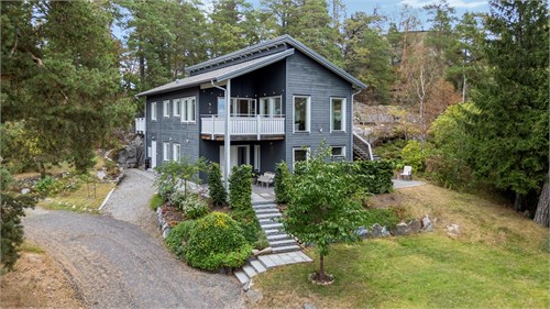 Södra Åsvägen 17