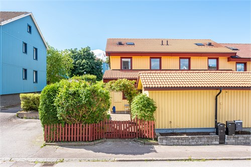 Entré från gatan 