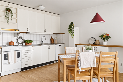 Fallskärmsgatan 4, 2tr