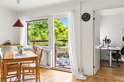 Fallskärmsgatan 4, 2tr
