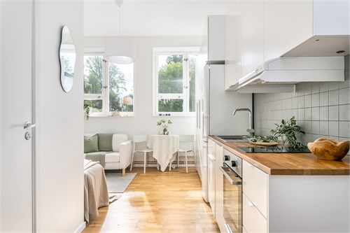 Flyginfarten 18, Ålstavägen 8, lgh21