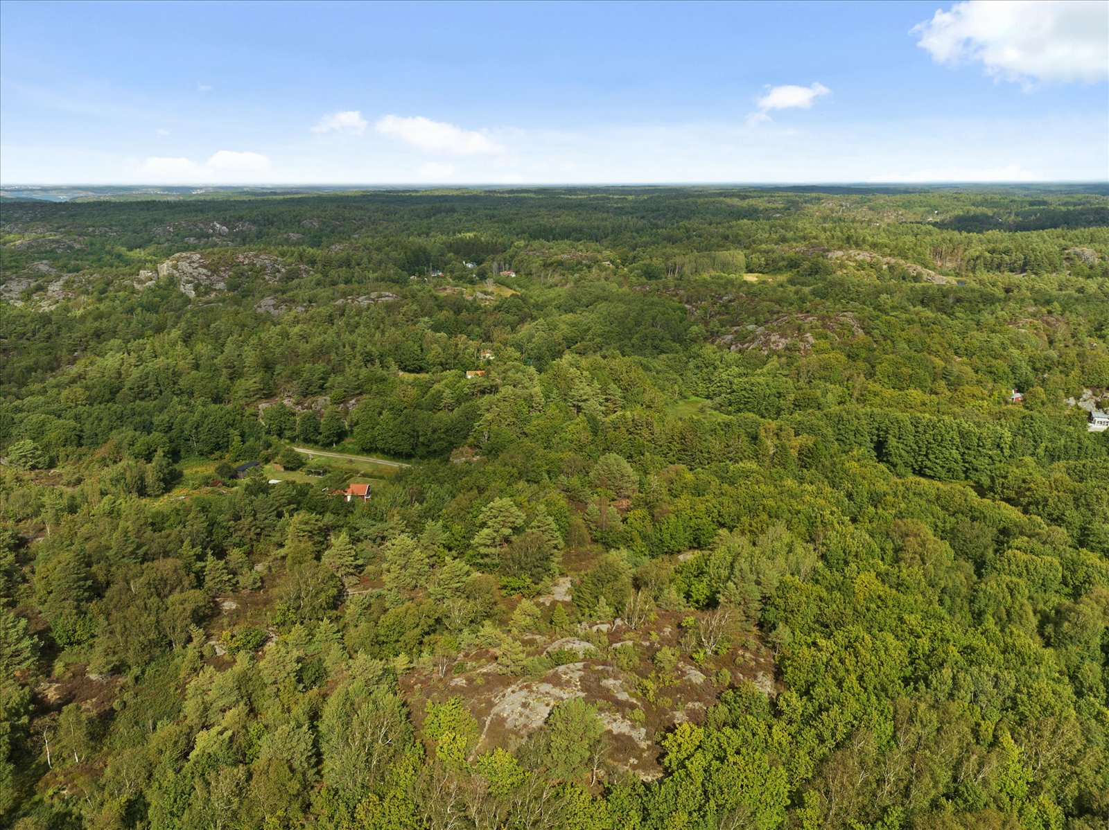 Mindre markområde - västra Orust – bild 7