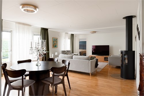 SKIVYXVÄGEN 8
