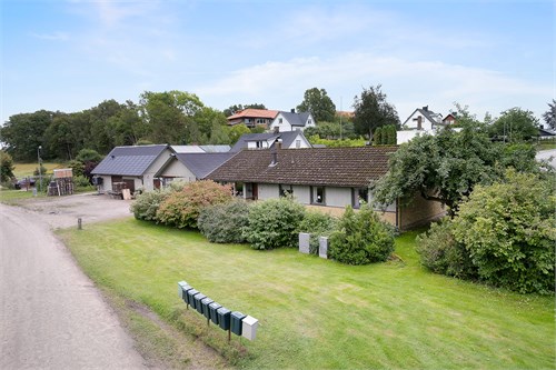 Hallagårdsvägen 2&4