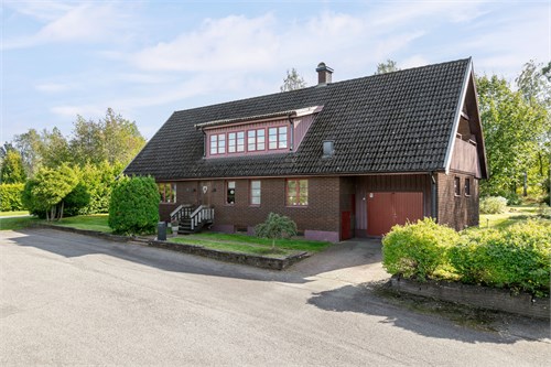 Slåtterstigen 16