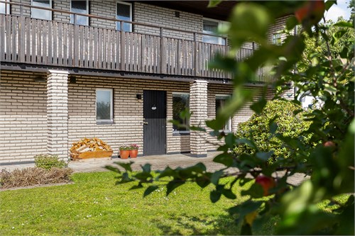 Körsbärsvägen 3