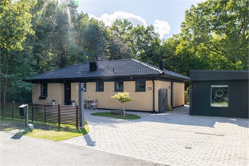 Skogsängavägen 38