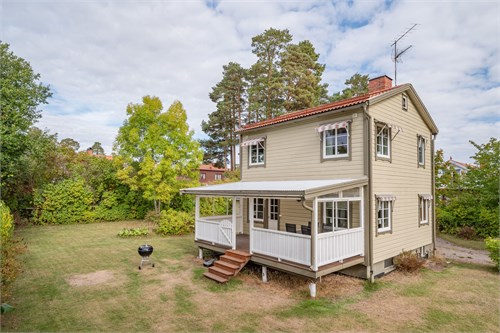 Hällgårdsvägen 5