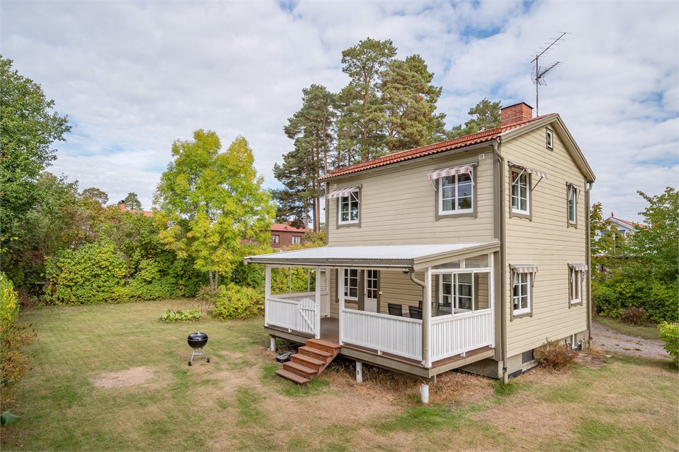 Hällgårdsvägen 5