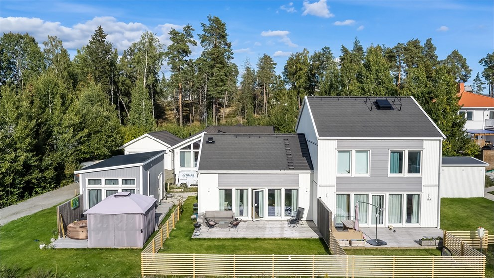 Djupdalsvägen 8b