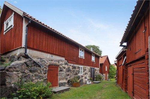 Ruths Gränd 2L