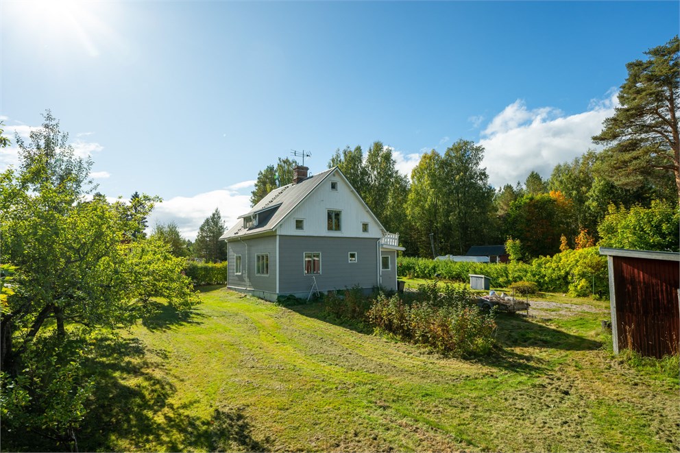 Smedjordsvägen 3
