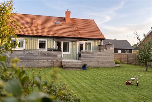 Hermans väg 8