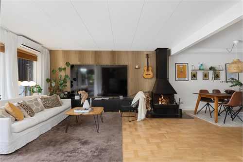 Västra Henriksborgsvägen 30
