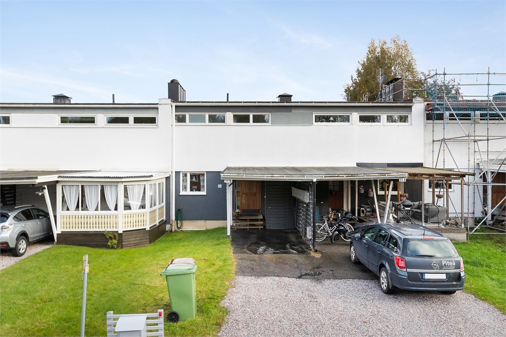 Radhusvägen 24B
