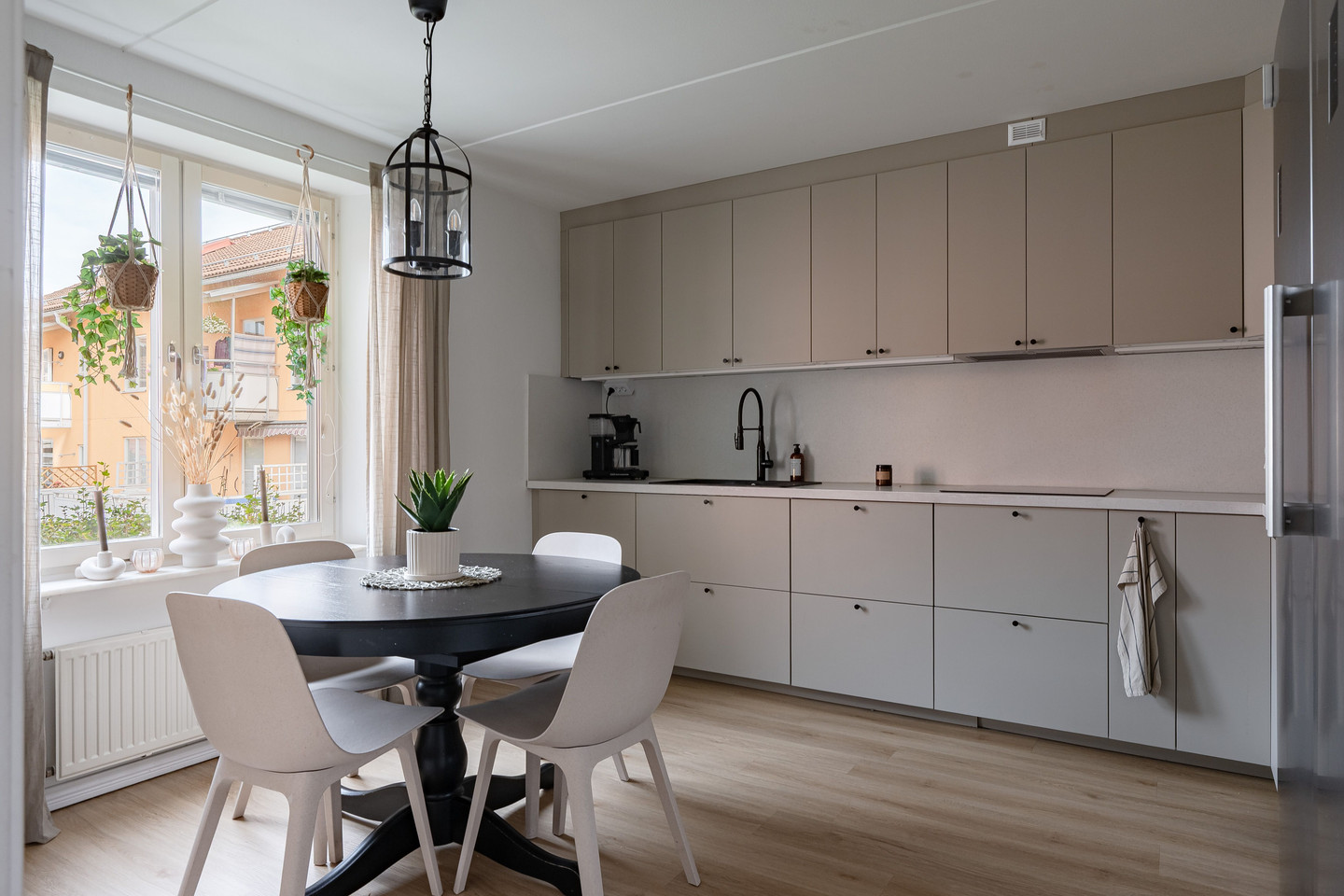 Bild 2 från Fastighetsbyrån