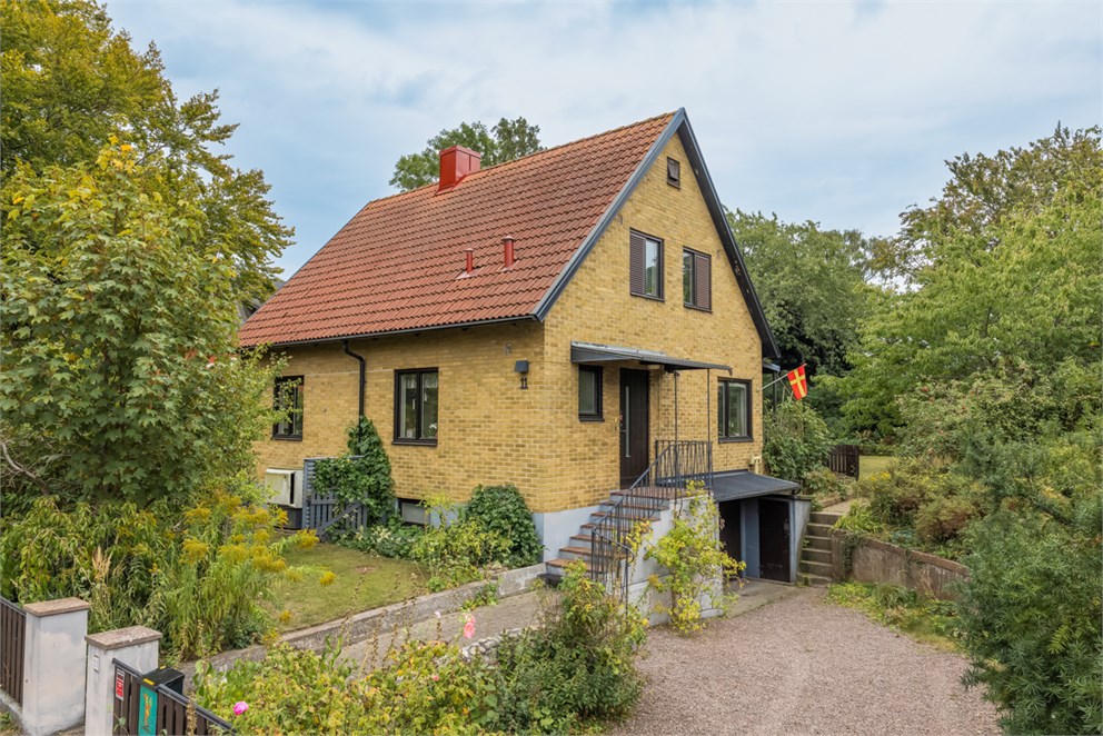 Källvägen 11