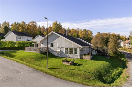 Läktvägen 8A