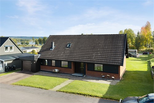Syrsevägen 3