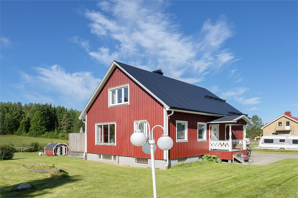 Robertsforsvägen 16