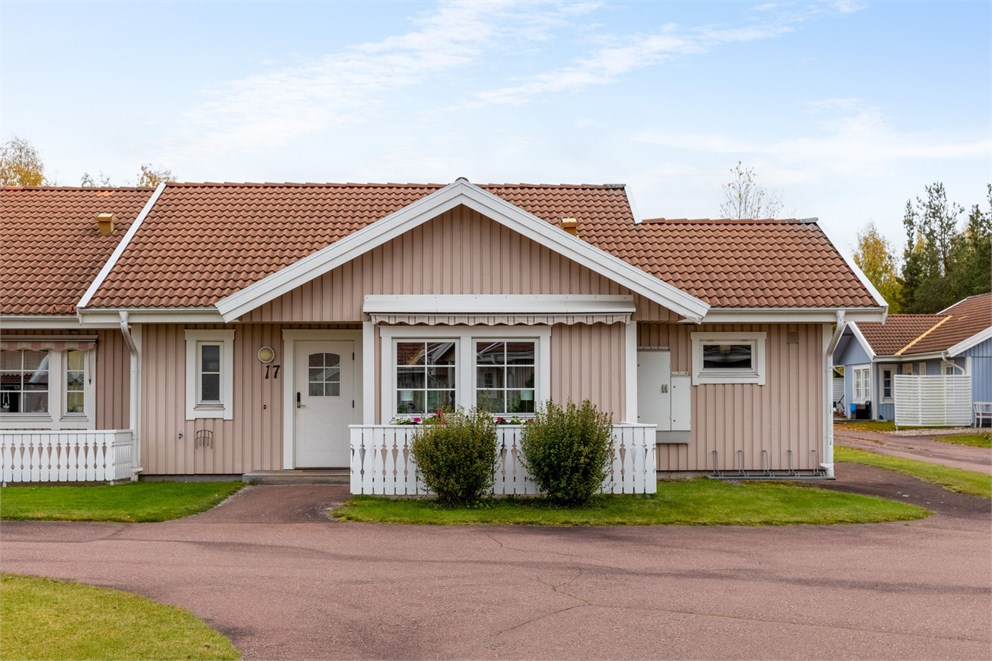 Skogsbacken 17