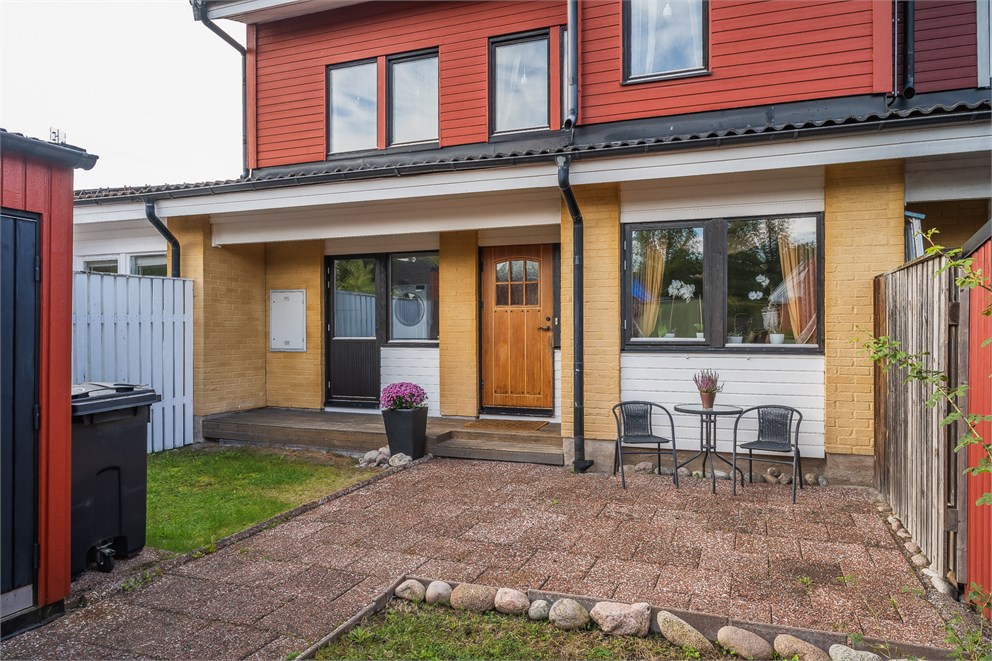 Putsvägen 10