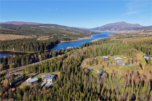 Fint belägen med närhet till indalsälven
