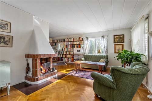 Älvdansvägen 4