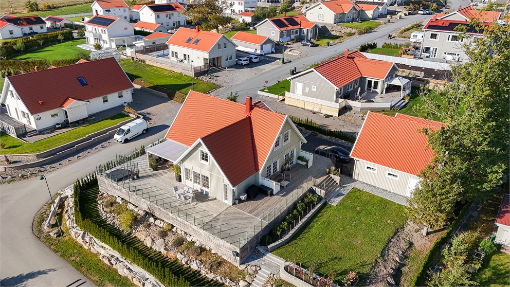 Åkerbybacken 2