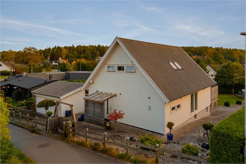 Den perfekta 1,5-plansvillan för familjen