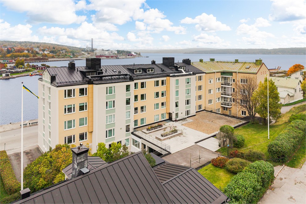 Skeppsbron 33