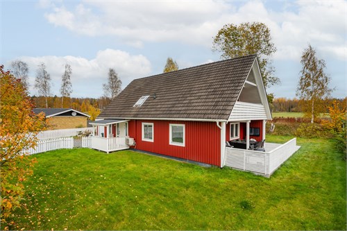 Bågvägen 8