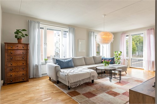 Drottninggatan 9