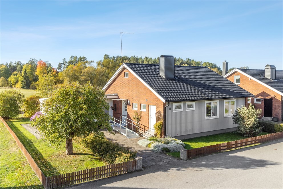 Astrakanvägen 15