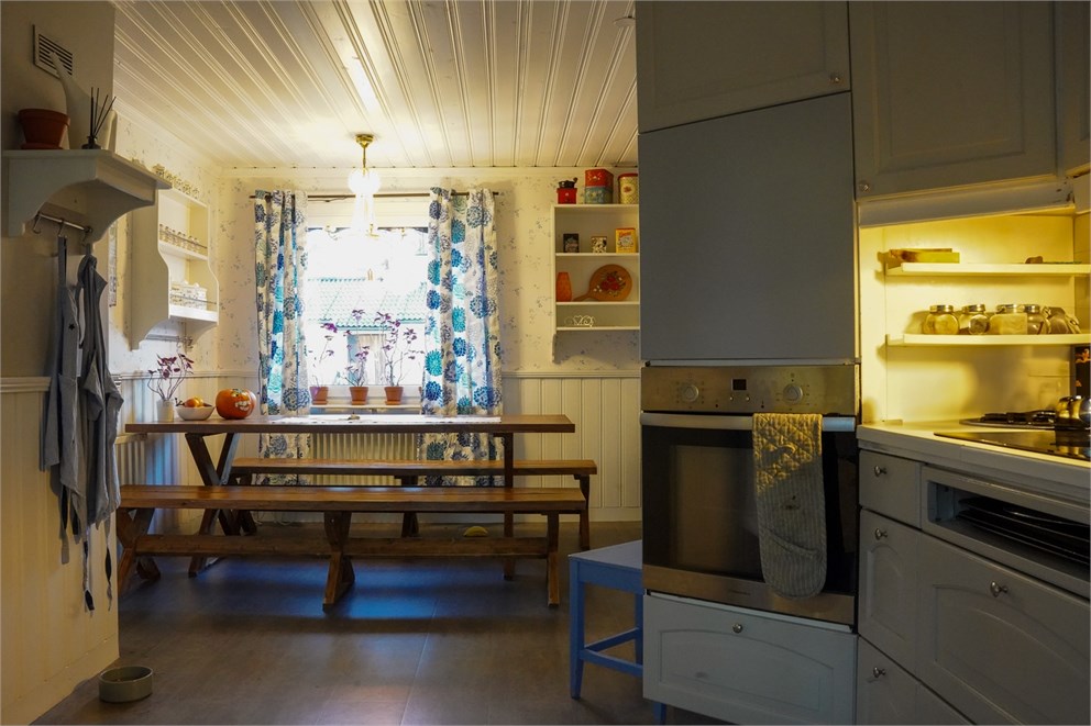 Gamla landsvägen 102