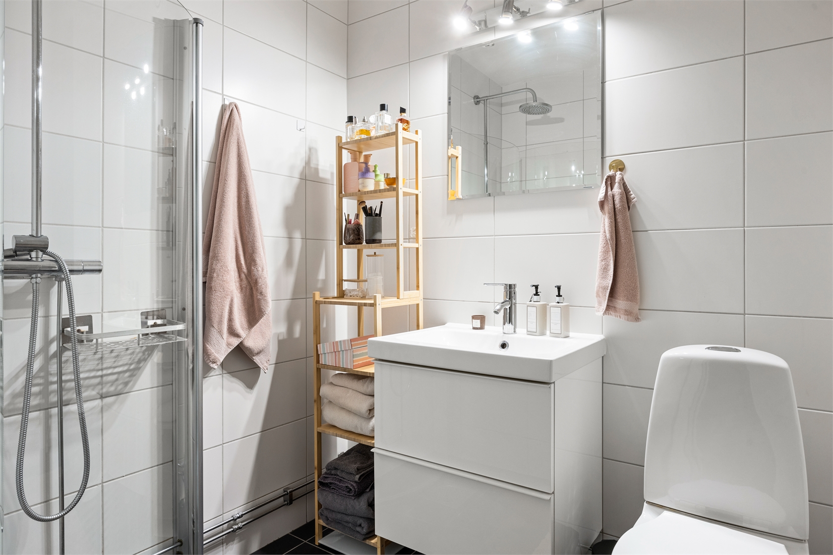 Bild 2 från Fastighetsbyrån