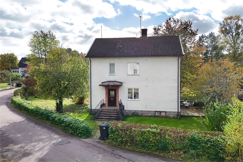 Sjöbackavägen 3