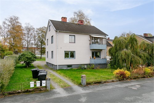 Lillgatan 2, Gyllenstjernagatan 7, Västra Parkgatan 16, Västra Parkgatan 11