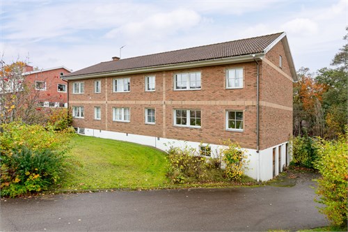 Gästgivaregatan 11A-11M, Torget 1A-1B, Växjövägen 2A-2D samt Torget 9A-9E, Växjövägen 18A-18C samt Växjövägen 20A-20C,  Sävsjövägen 7A-7B